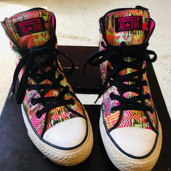 Chuck Taylor Converse High Top Sneakers - Picture 2 of 7